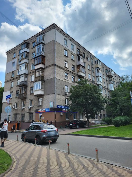 Продаж сталінки 2к- 51м2, Повітряних Сил, 21/2, є ліфт, ст.м.Вокзальна