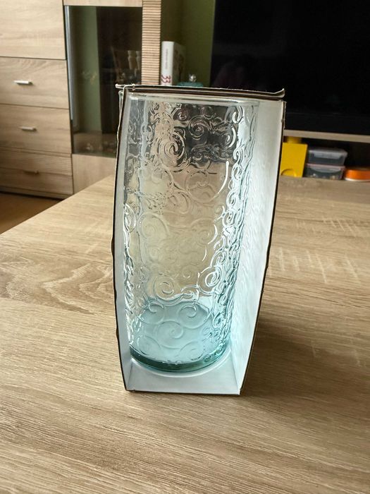 szklanka niebieska przezroczysta od coca-cola mcdonald 2025