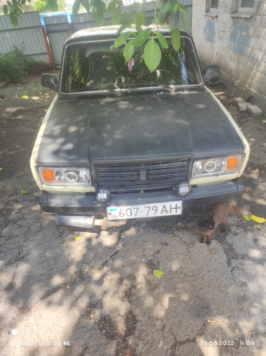 Продам ВАЗ 2107 инжектор