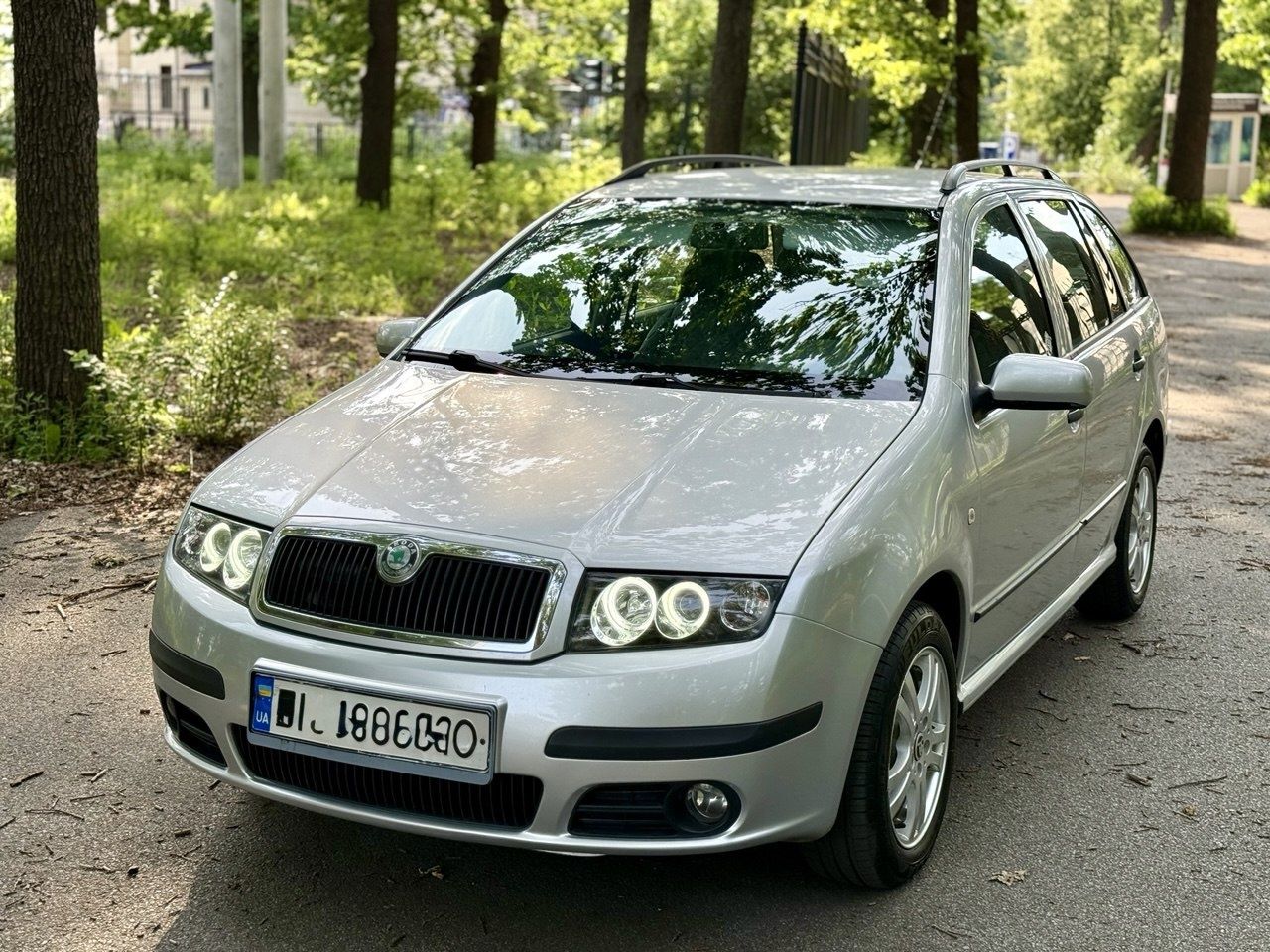 Автомобиль шкода