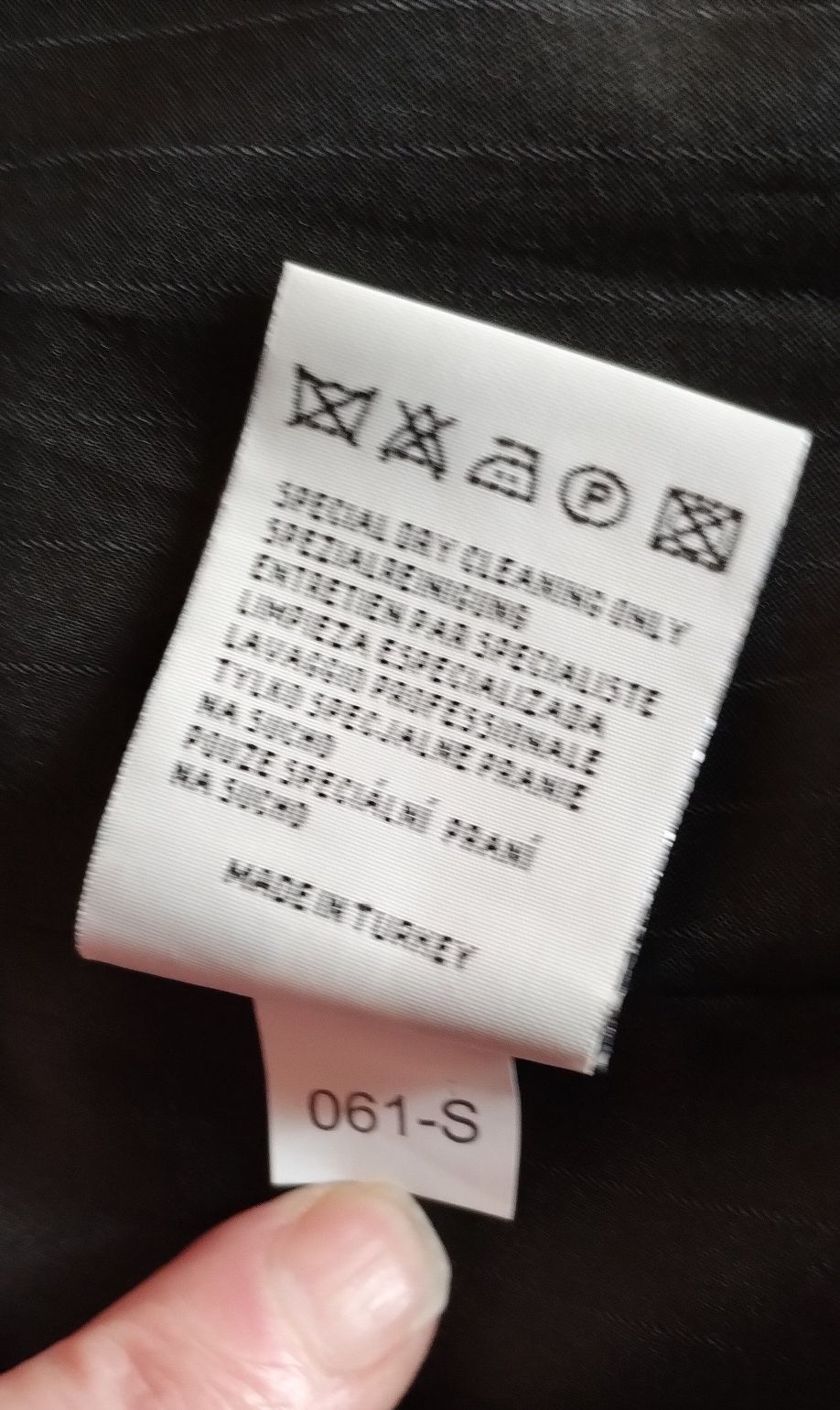 Marynarka Blend Dania  jest zdecydowanie marką dla wymagających,