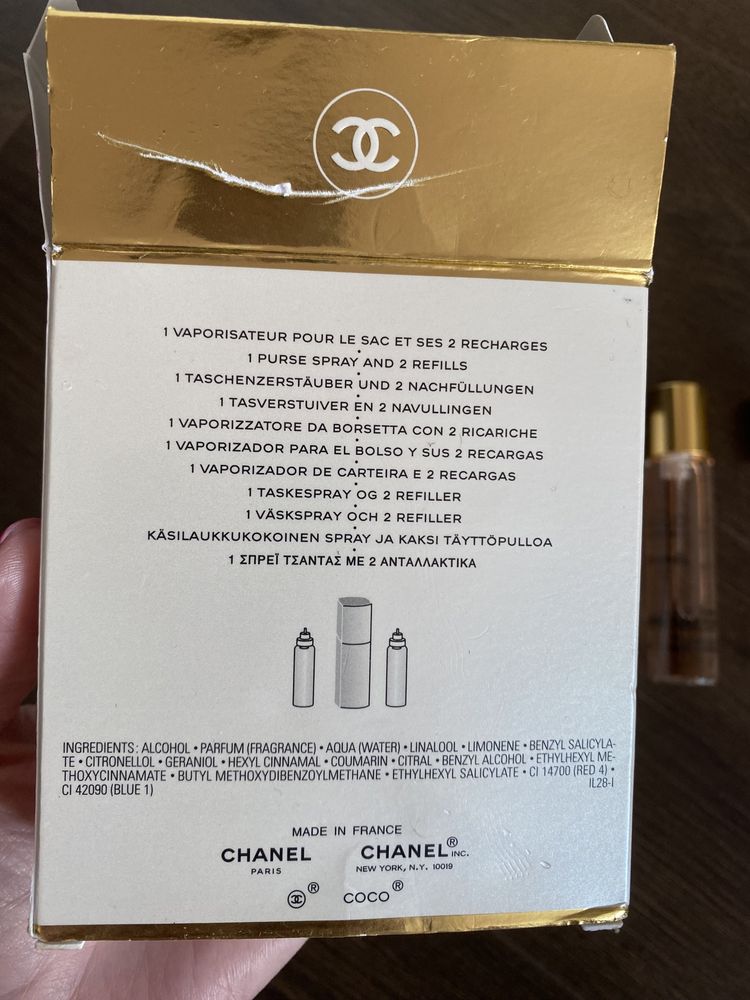 Chanel Mademoiselle twist and spray