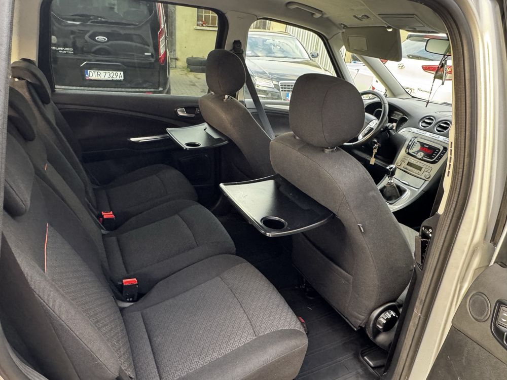 Ford Galaxy 7 osobowy 2.0 140 koni manual