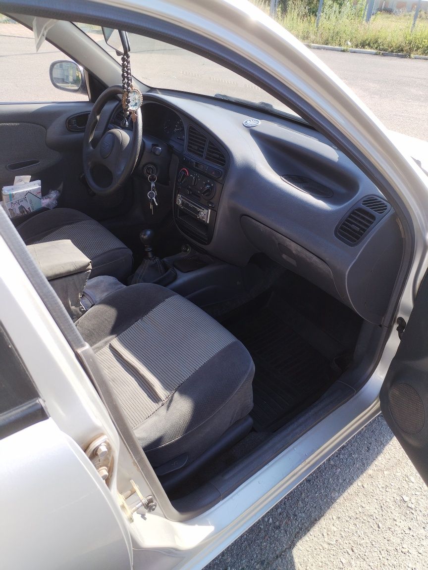 Daewoo Sens (Деу Сенс Део) 1.3 2005
