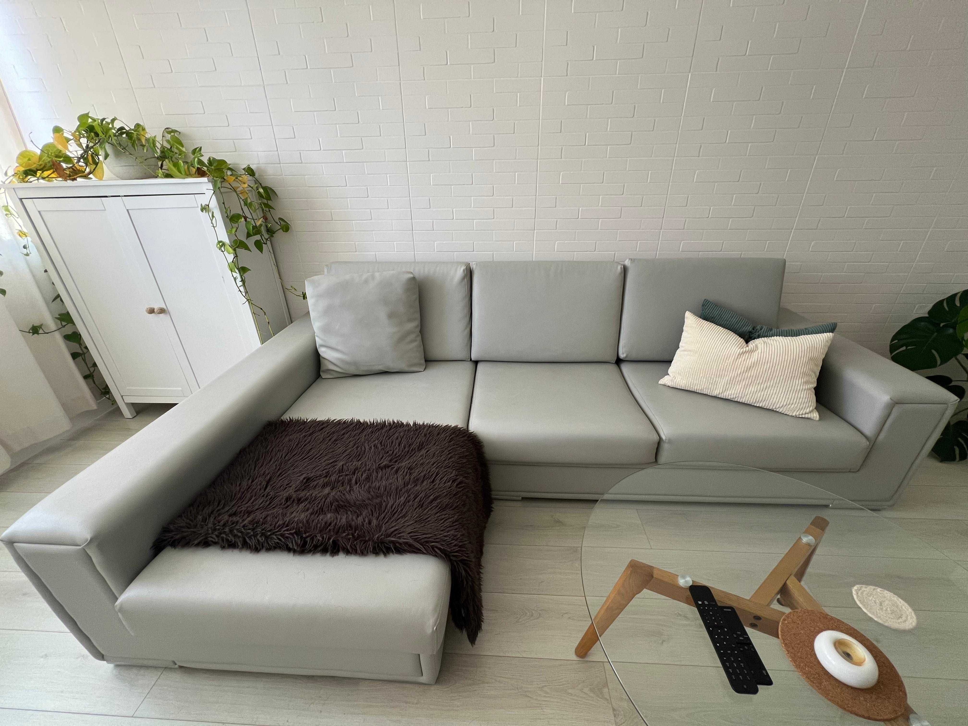 Sofá chaise longue cinzento
