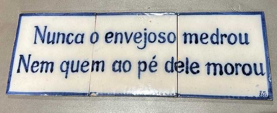 Azulejo pintado antigo, dizeres populares