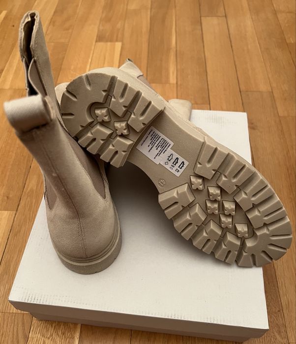 Жіночі черевики, челсі 41 р.