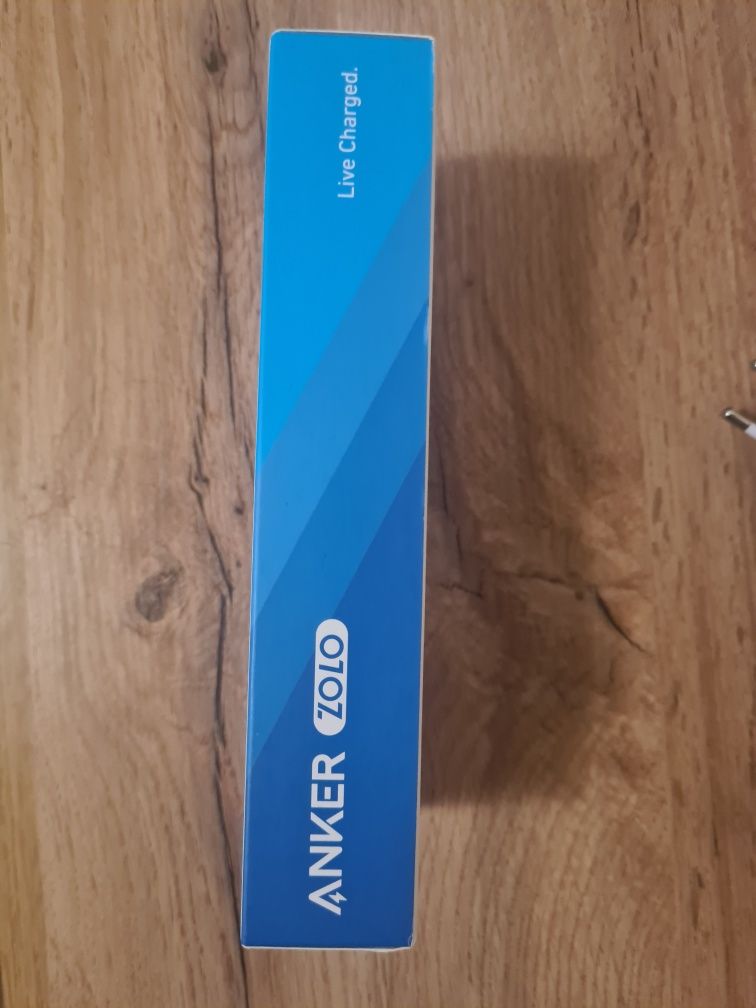 Anker zolo павербанк