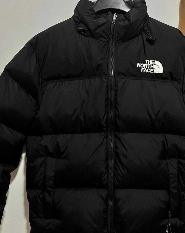 Czarna-kurtka -ITNFI- NorthFace-700-Rozmiary-M