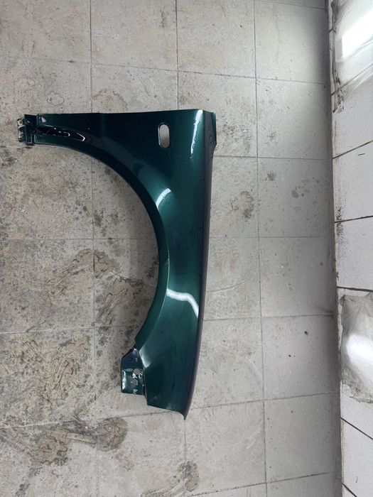 Крило переднє праве VW PASASAT B5