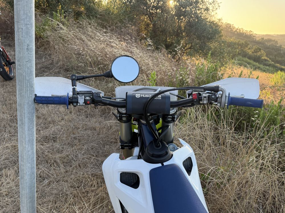 Husqvarna 450 supermoto enduro motocross