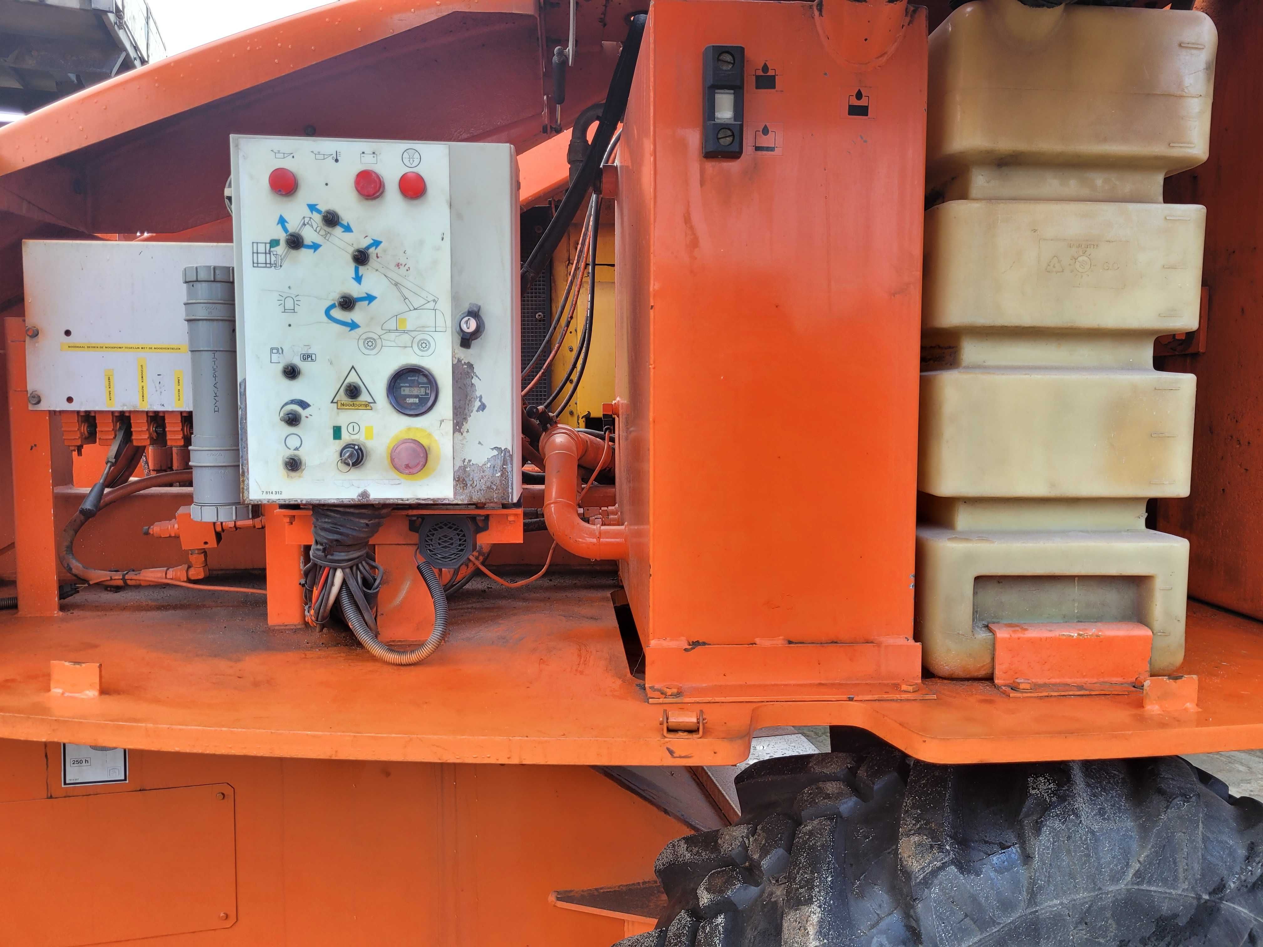 Podnośnik koszowy Haulotte H25PTX