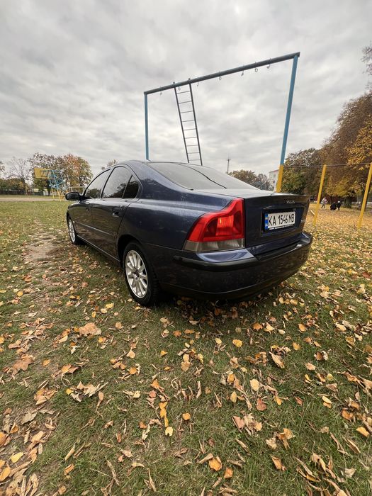 Volvo s60 2.5 газ бензин Автомат