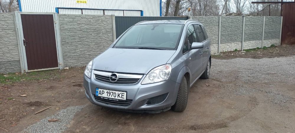 Opel Zafira 1,6 бензин