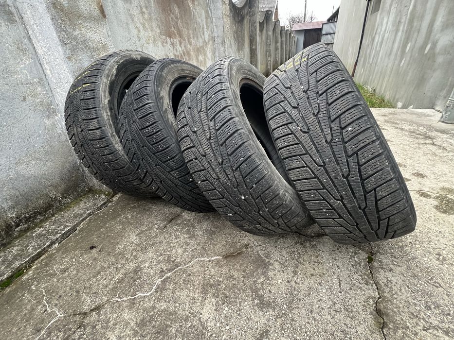 Шини зимові 205 55 r16 Nokian