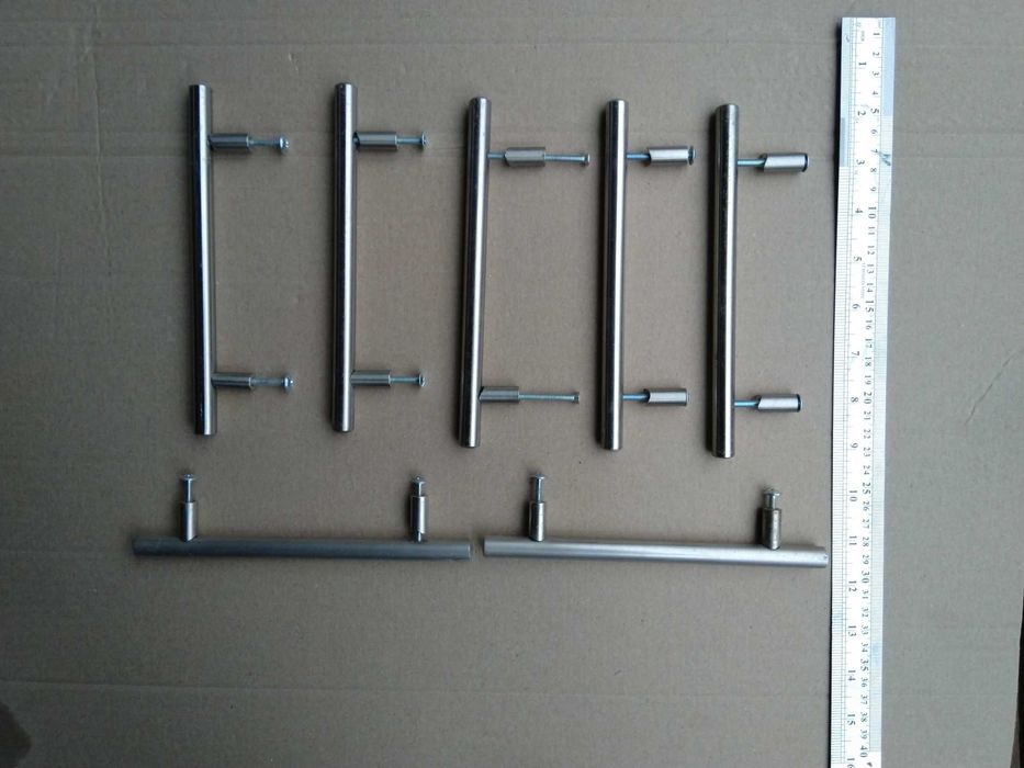 Продам 7 ручек рейлинговых С- 128 мм L- 188 мм хром