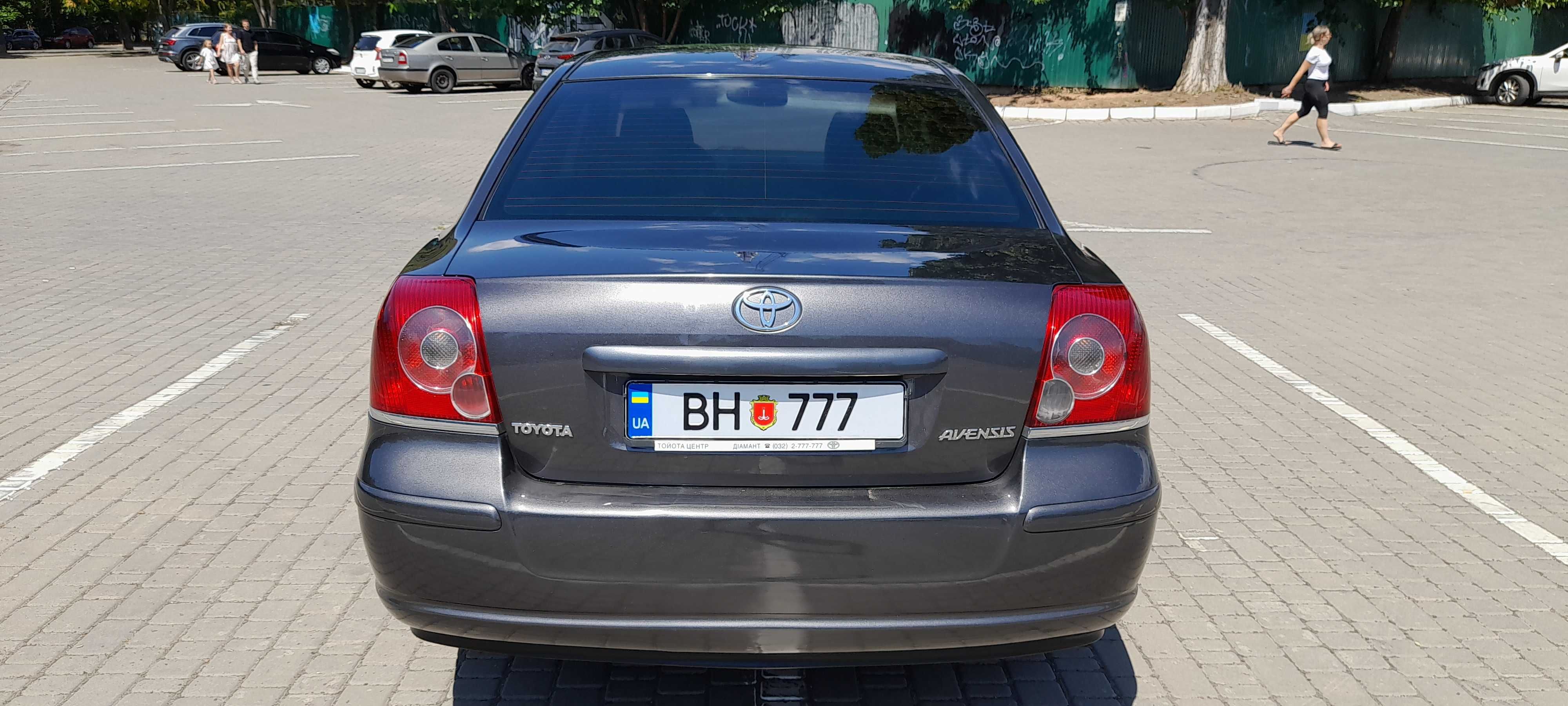 Тойота Авенсис 2008 автомат