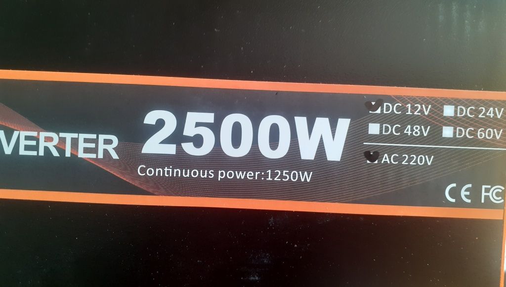 Інвертор HOULI 1250W 12в. 24в. - 220в. 50Гц. 2500Ватт пік!!!