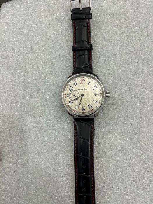 Часы  механические OMEGA