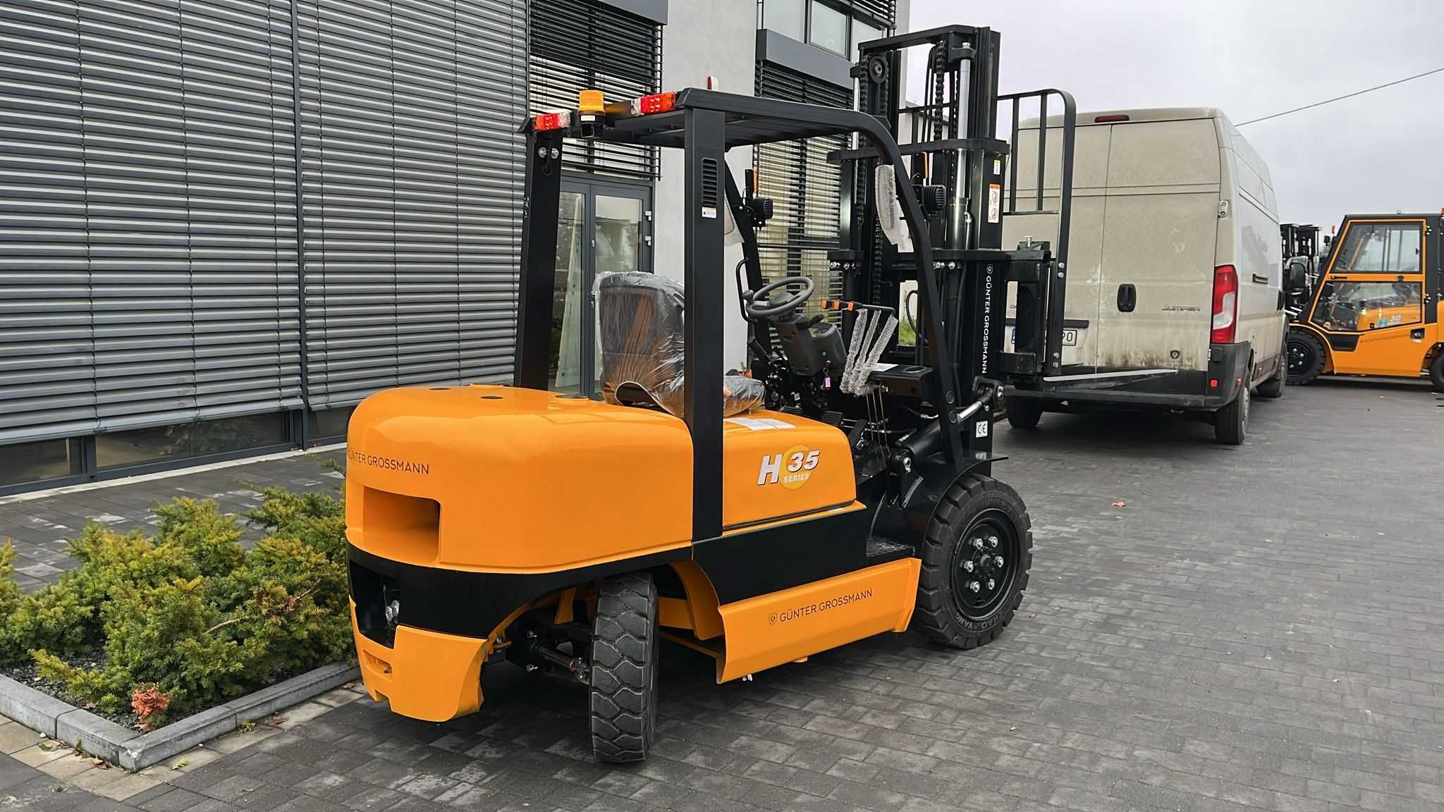 Nowy wózek widłowy Gunter Grossmann  3,5T Duplex 3M.