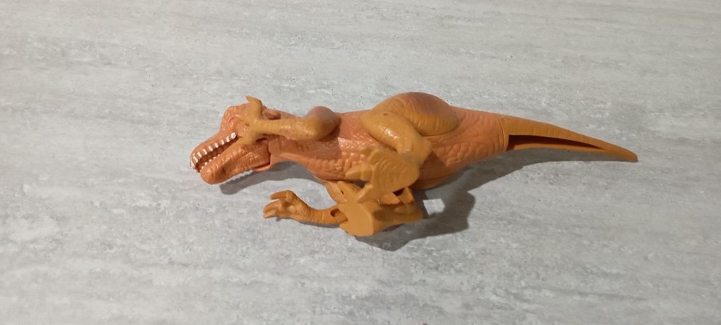 Figurka dinozaur t-rex ruchome części