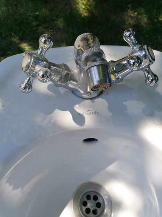 Bidet cersanit wraz z baterią