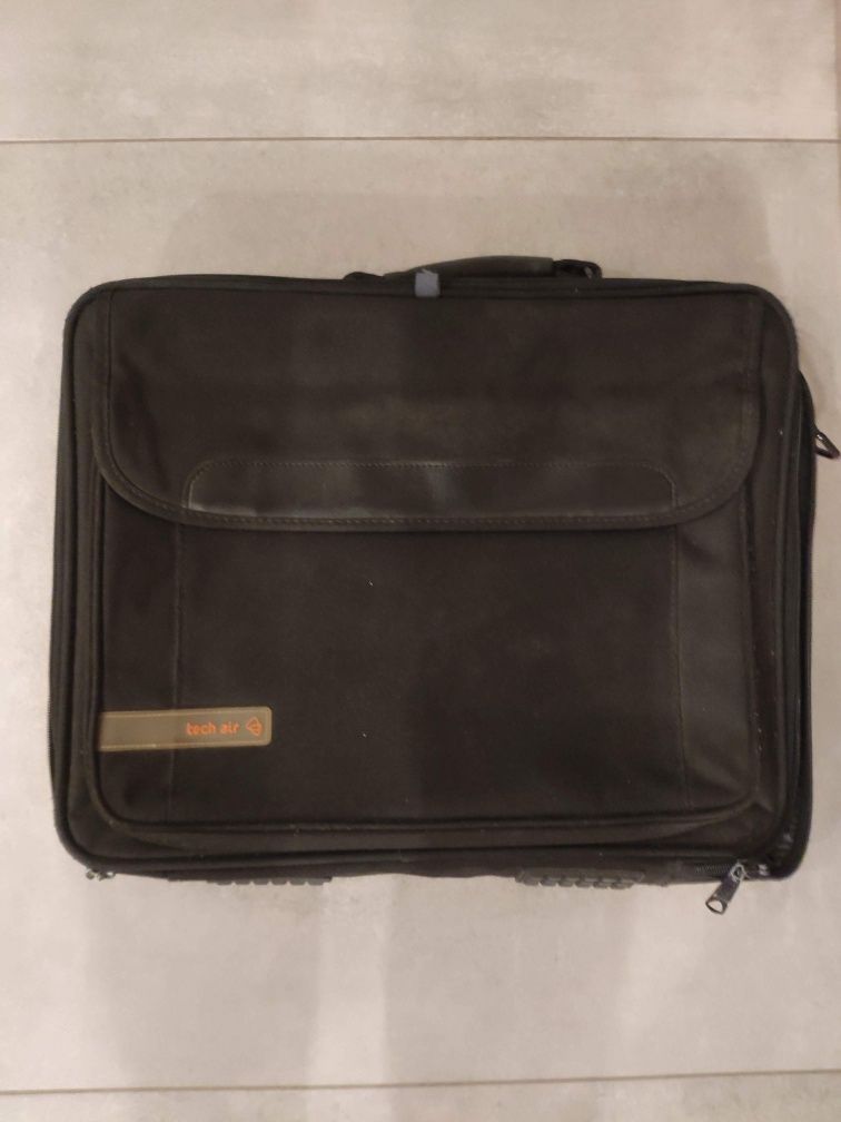 Torba na laptopa 15.6 - 16' firmy TechAir.