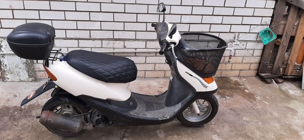 Скутер хонда цеста 34 двох тактний з номером і тех паспортом.