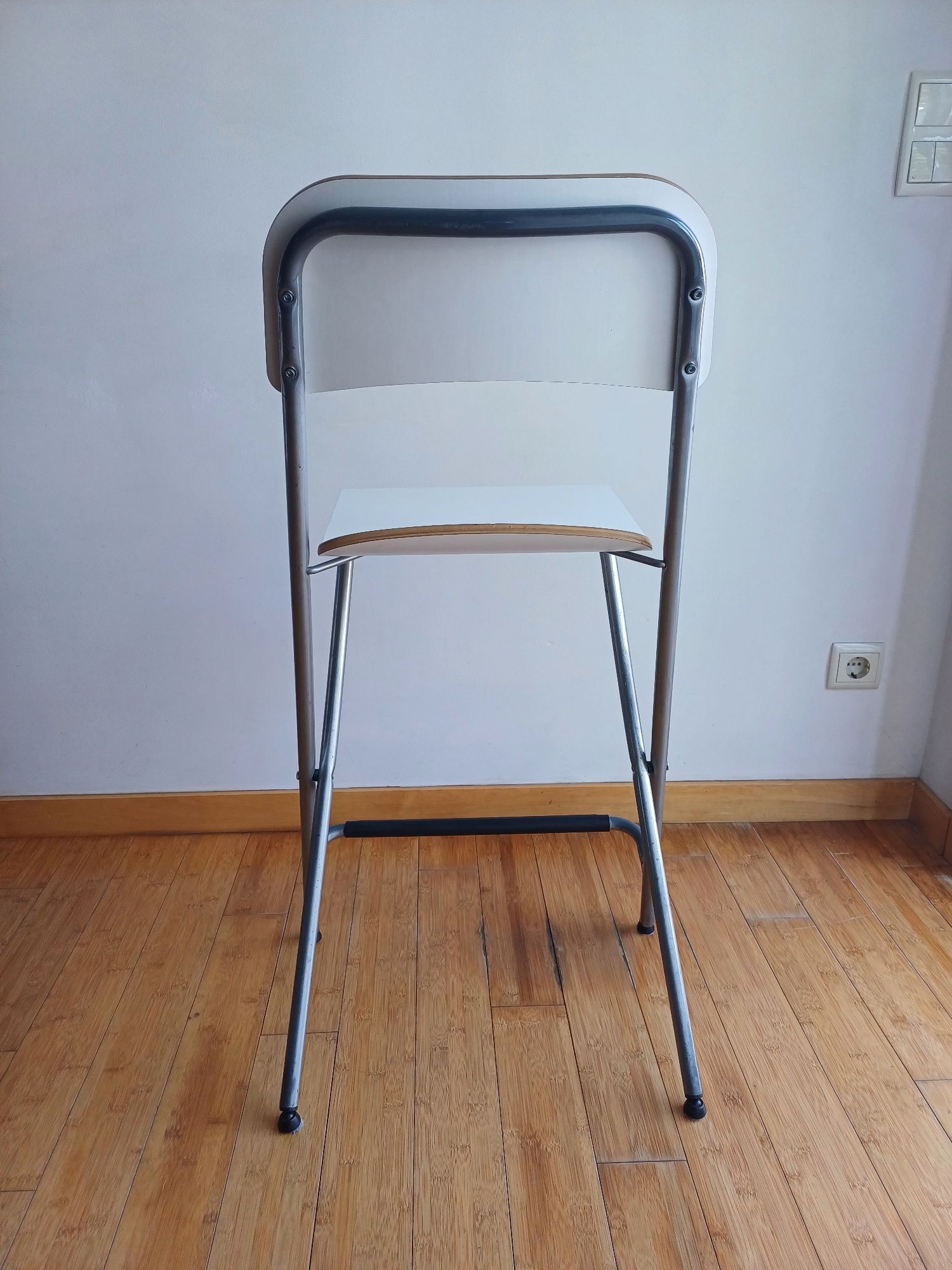 Bancos Altos para Cozinha/Balcão