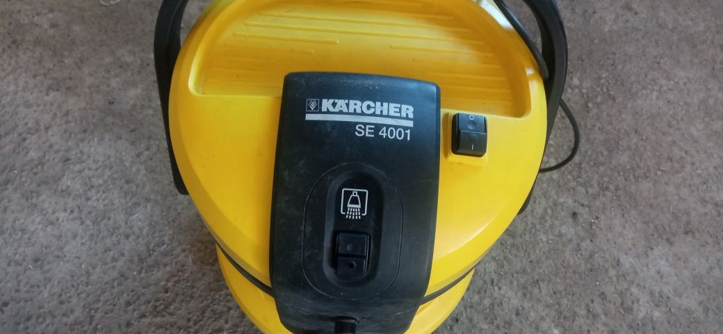 Odkurzacz piorący Karcher SE4001