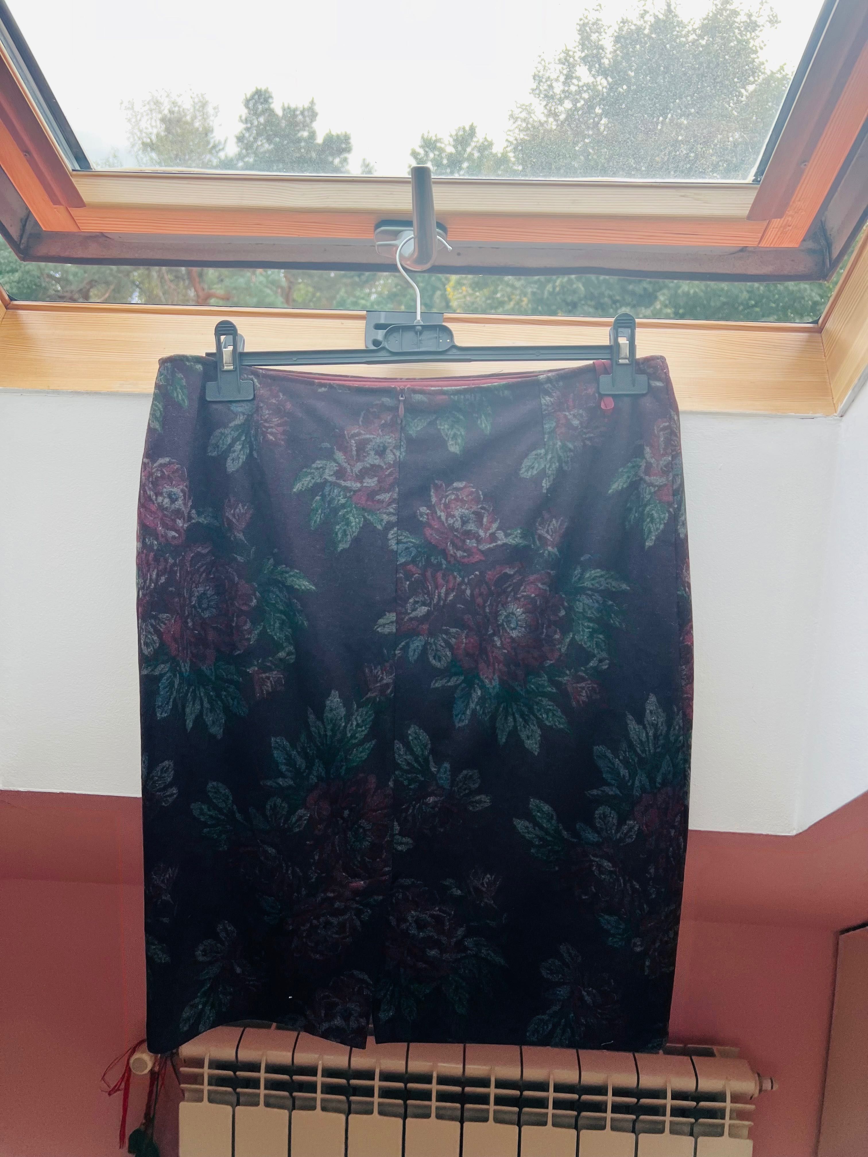 Spódnica w kwiatki rozmiar 42/XL Sigma