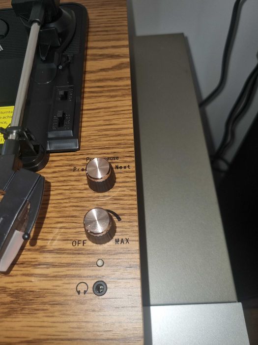 Gramofon vitage model E300