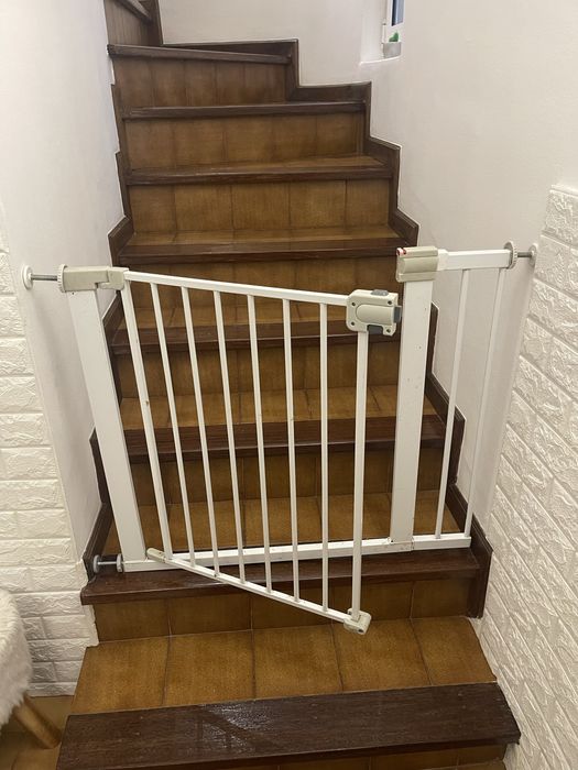Grade seguranca para escada