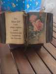 Livro decorativo antigo