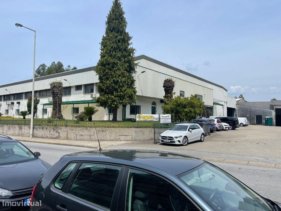 Vendo Armazem Pavilhão industrial