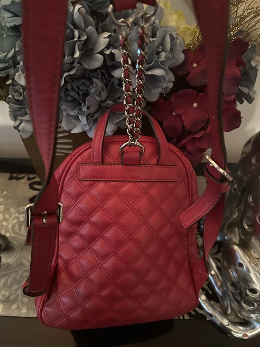 Mala Guess pouco usada