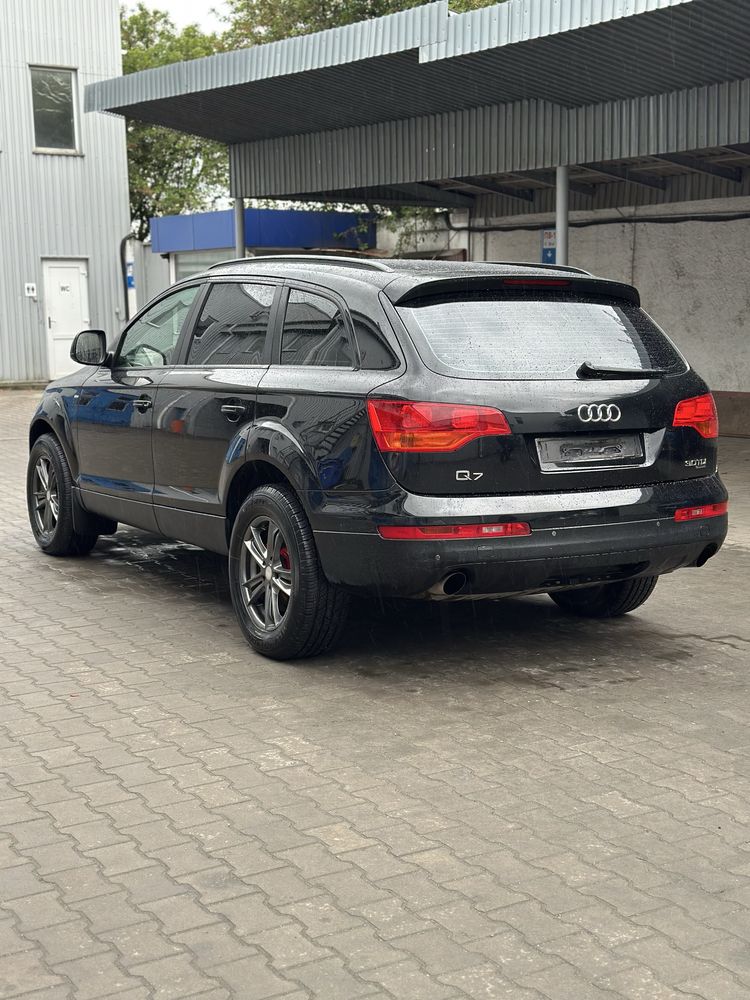 Ауді q7 3.0 tdi quattro