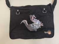 Mochila Monster Hunter Tri (merchandise oficial)