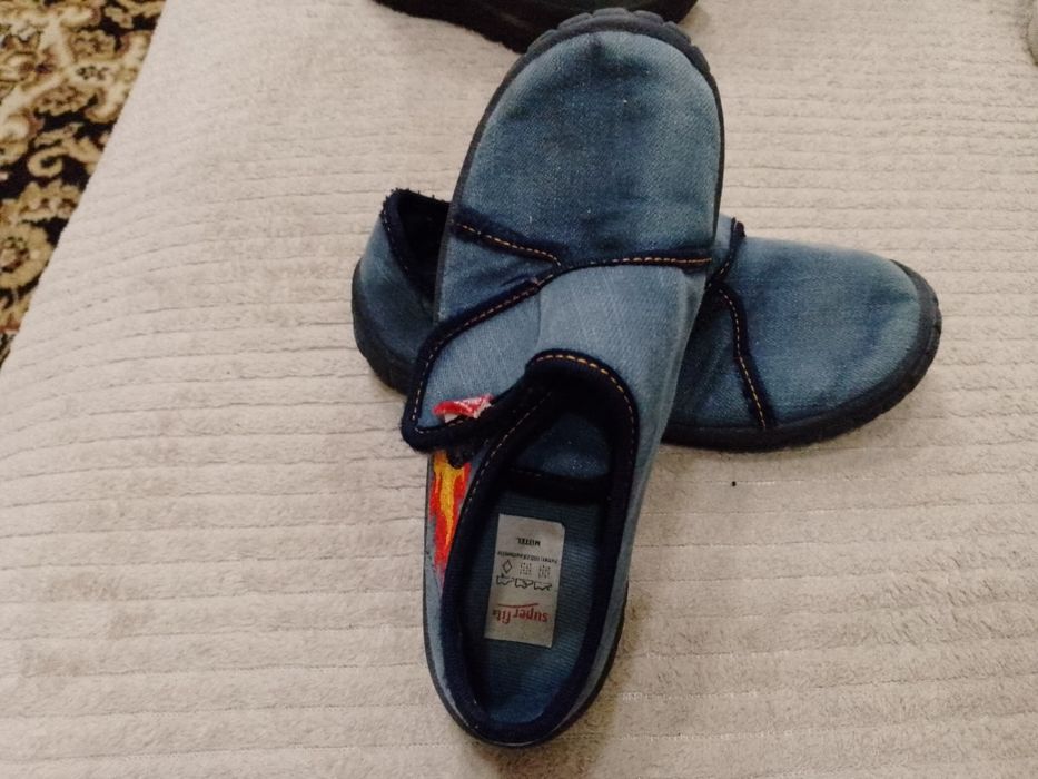 Взуття дитяче макасіни 28, 29