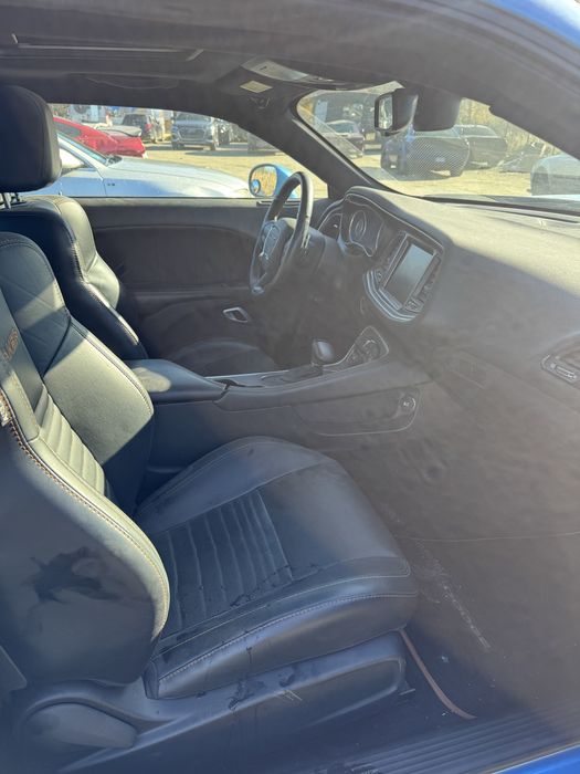 Dodge Challenger Shaker 5.7