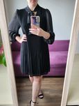 Czarna elegancka sukienka plisowana 34/36