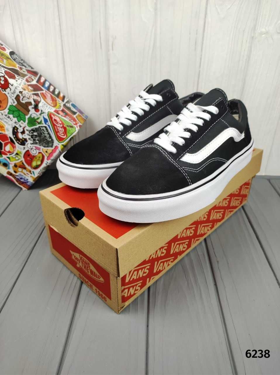 Чоловічі кросівки Vans Old Skool чорний з білим 6238 ГАРНА ЦІНА