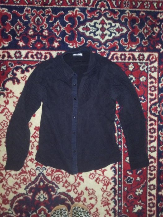 Жіноча рубашка чорного кольору