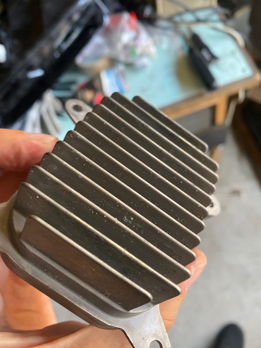 Блок керуванням фарою Tesla Model 3/Y P1532925-09-E, P153292509E