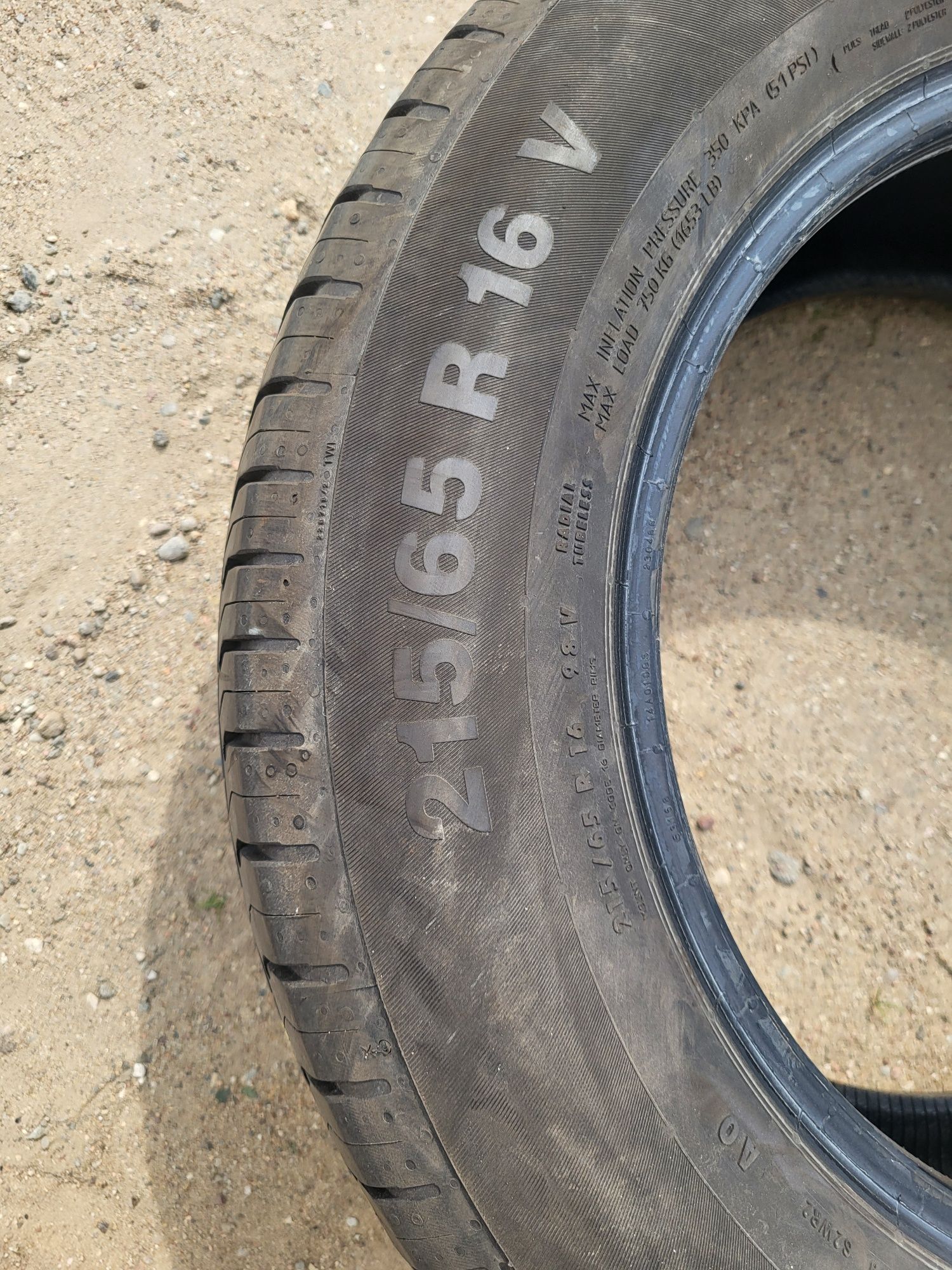 Opony Continental 215 65 r 16