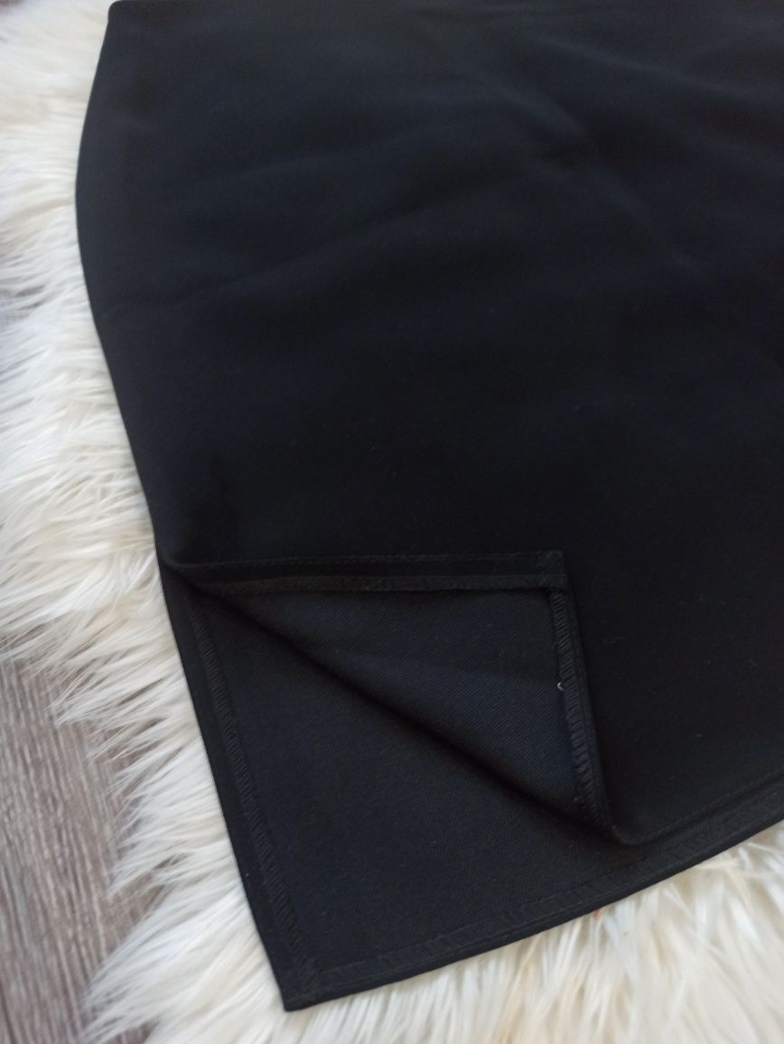 Czarna elegancka spódnica rozmiar M