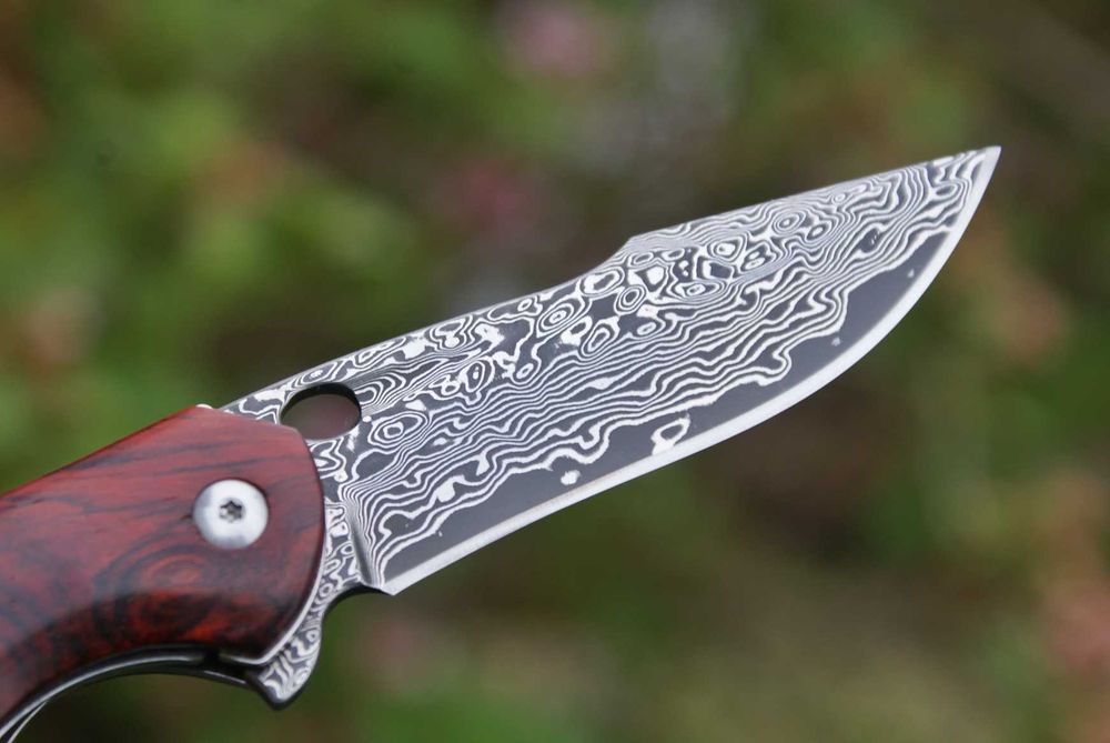 Nóż folder, damast, stal damasceńska stal VG 10, palisander model 2