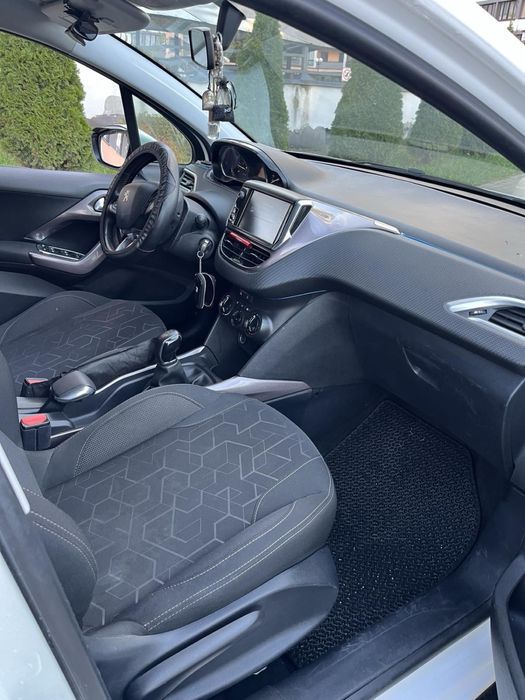 Peugeot 2008 2014  1,6 дизель