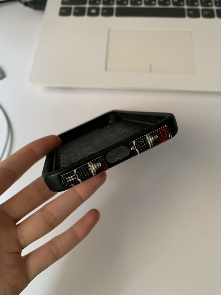 Чохол на IPhone XR