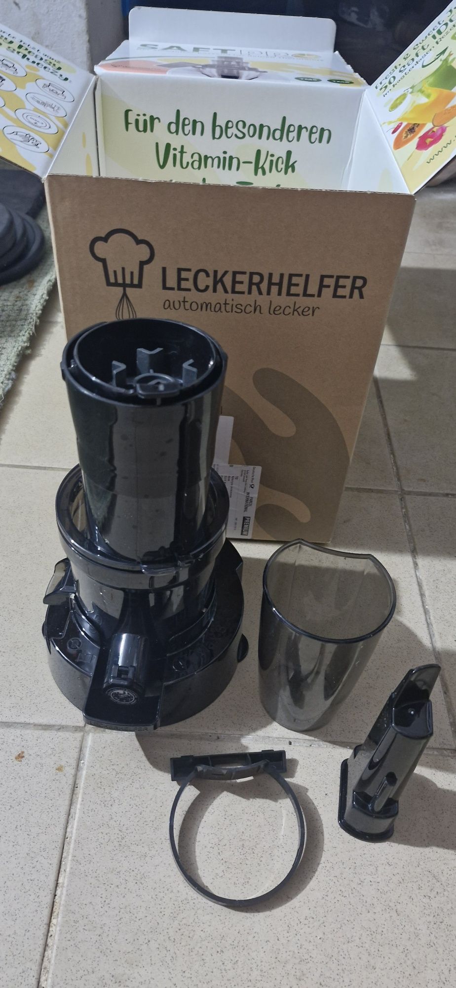 Leckerhelfer SaftPRO do Termomixa to wyciskarka do soków,